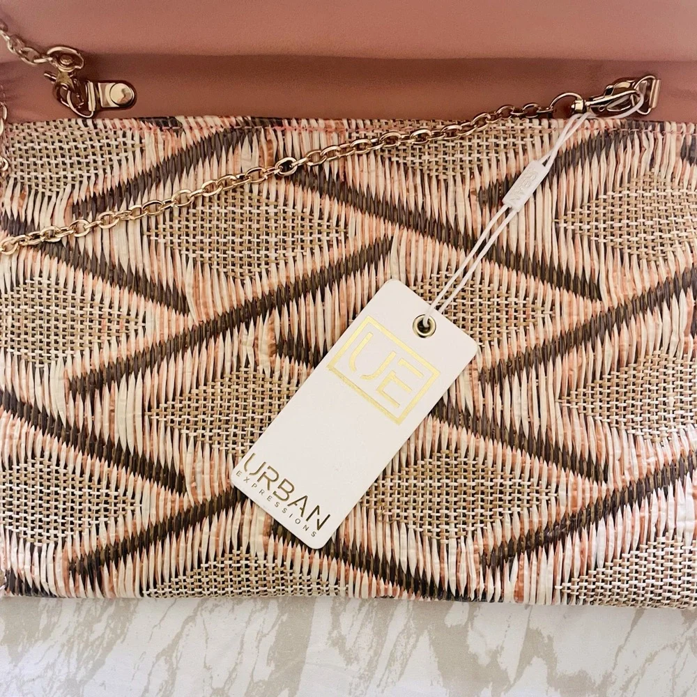 Urban Expressions clutch - Picture 3 of 6